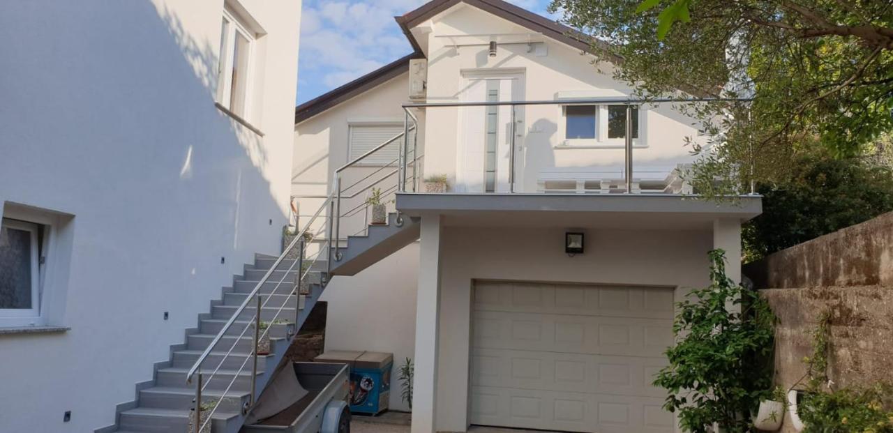 Apartments And Rooms Ivana Krk Town Zewnętrze zdjęcie